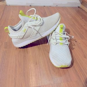 Puma running shoes size 9